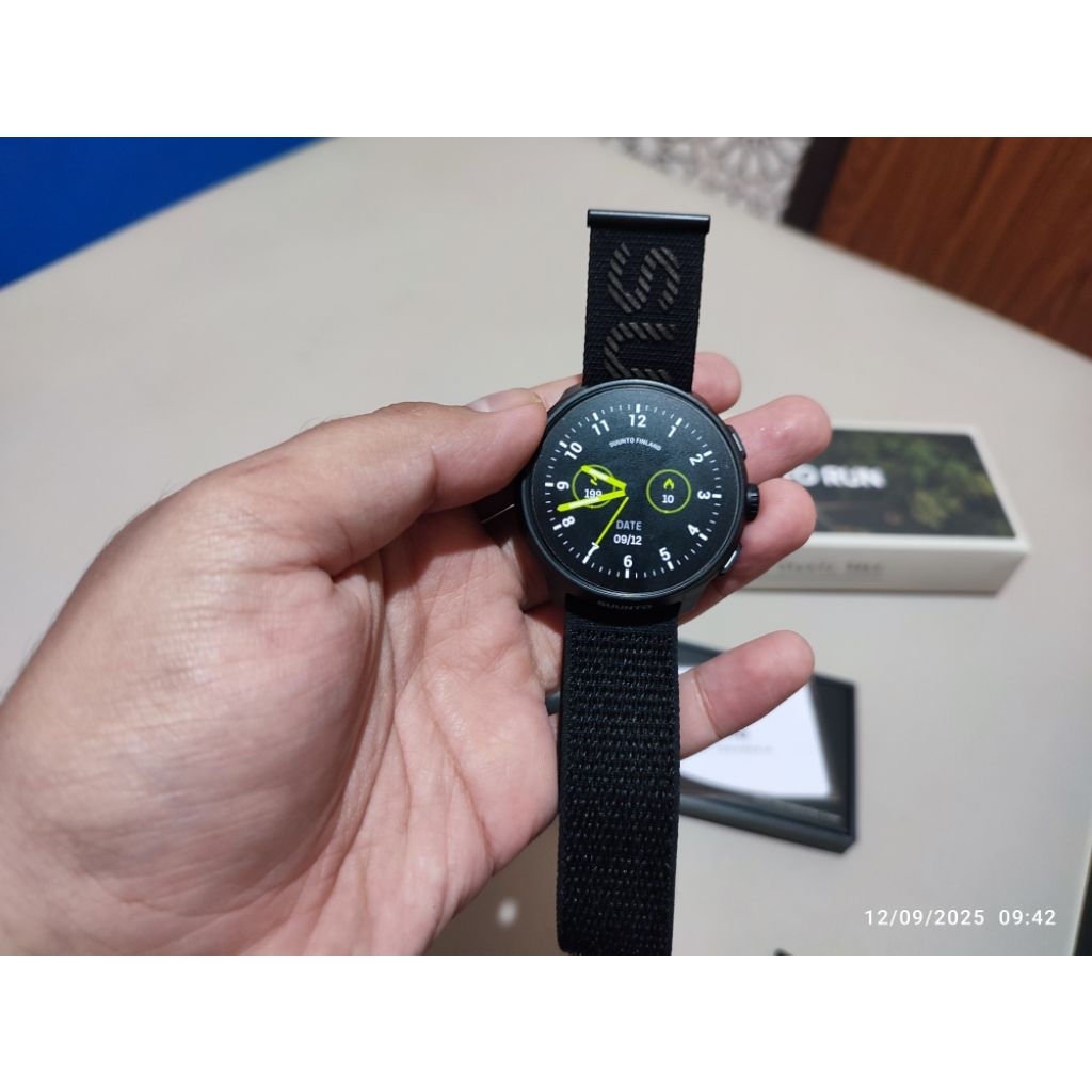 Jam Tangan Suunto Run Second