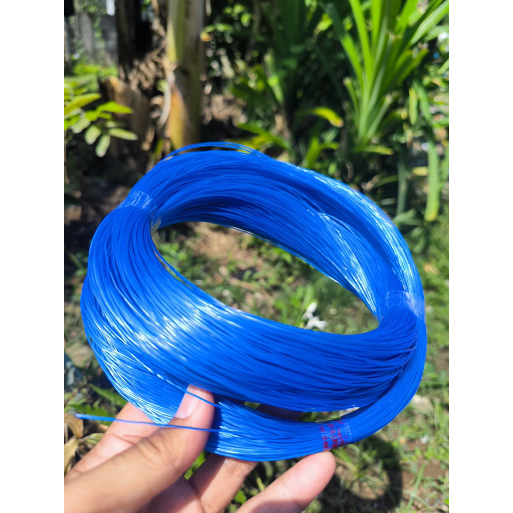 kenur atau senar layangan PAUS 0.60