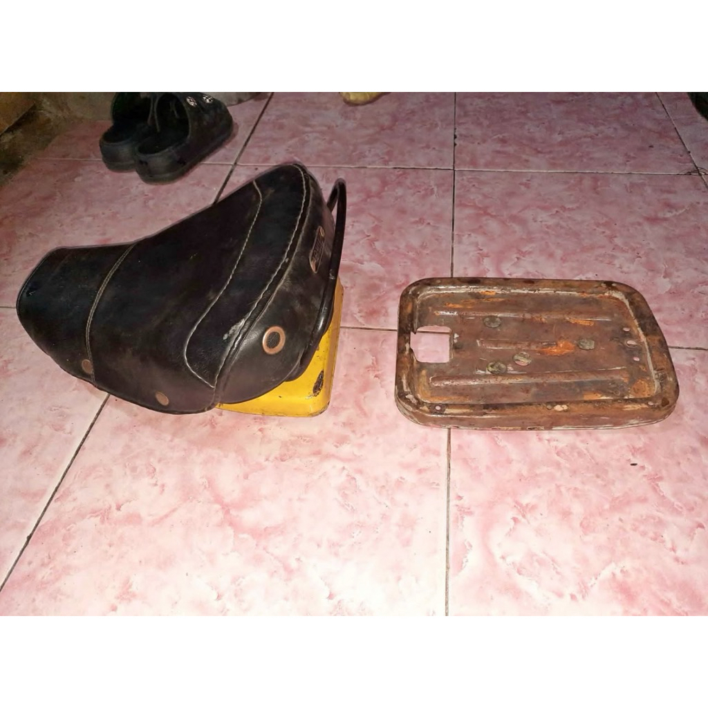 Jok pisah Vespa PX Exclusive