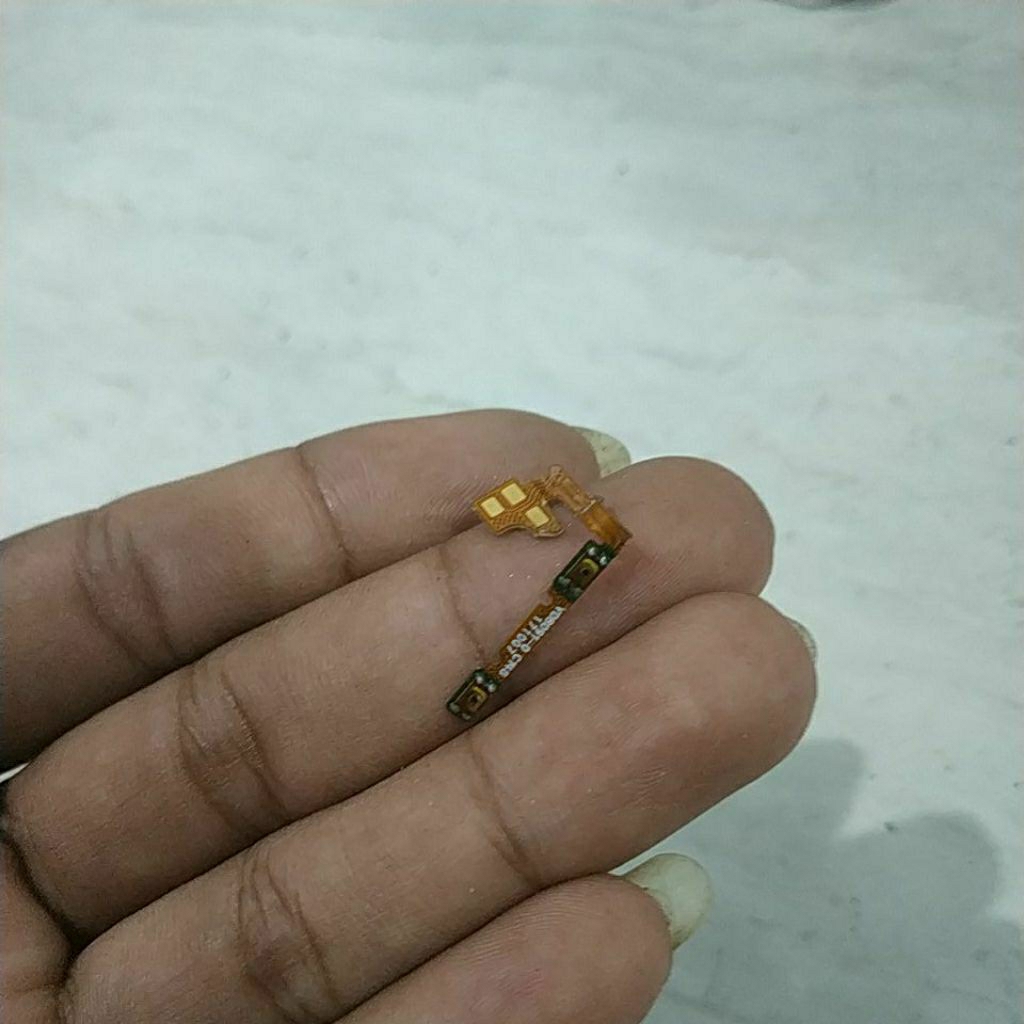 fleksibel power bekas Oppo f3