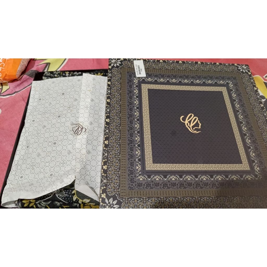 preloved scarf HL hazel scarf - aswa