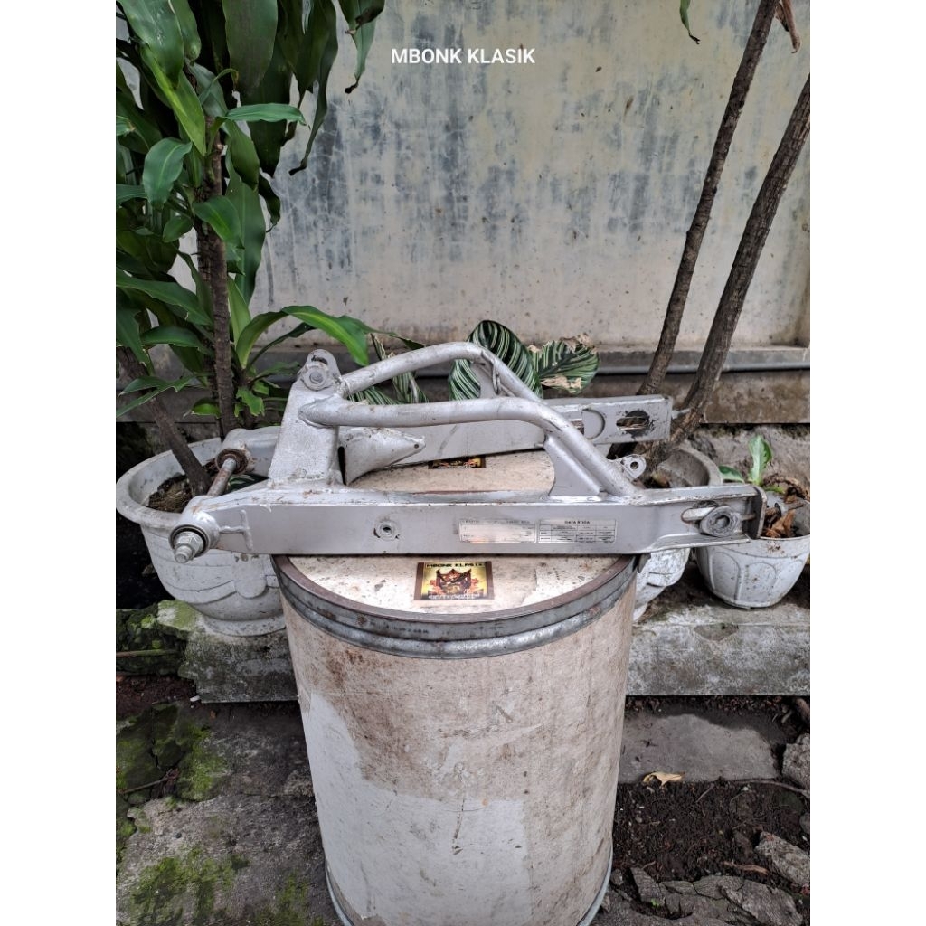 swing arm kawasaki athlete ORIGINAL swingarm athlete swing arm athlete swingarm kawasaki athlete