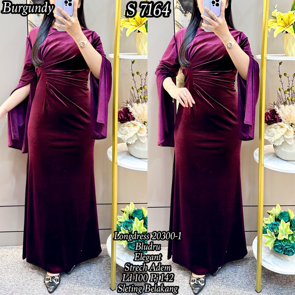 7164 Longdress Bludru Polos Bodycon Stretch Baju Gaun Pesta Natal Slim Wanita 20300 1