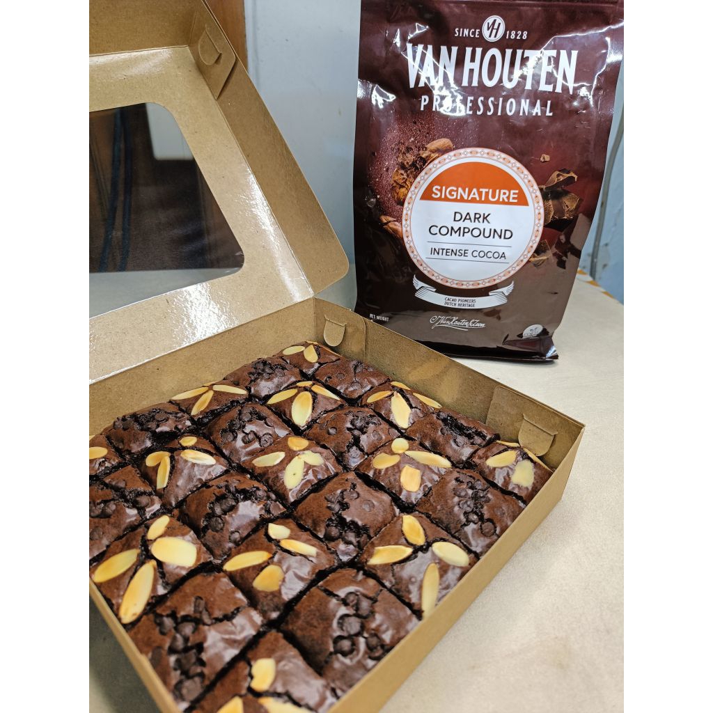 

Brownies Brownis Bronis Panggang Sekat Mahesa 20x20 cm