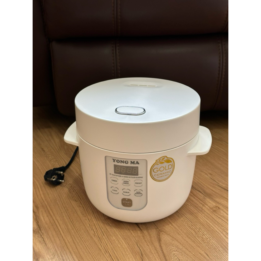 DIGITAL RICE COOKER YONG MA MEJIKOM SECOND 0.8 Liter
