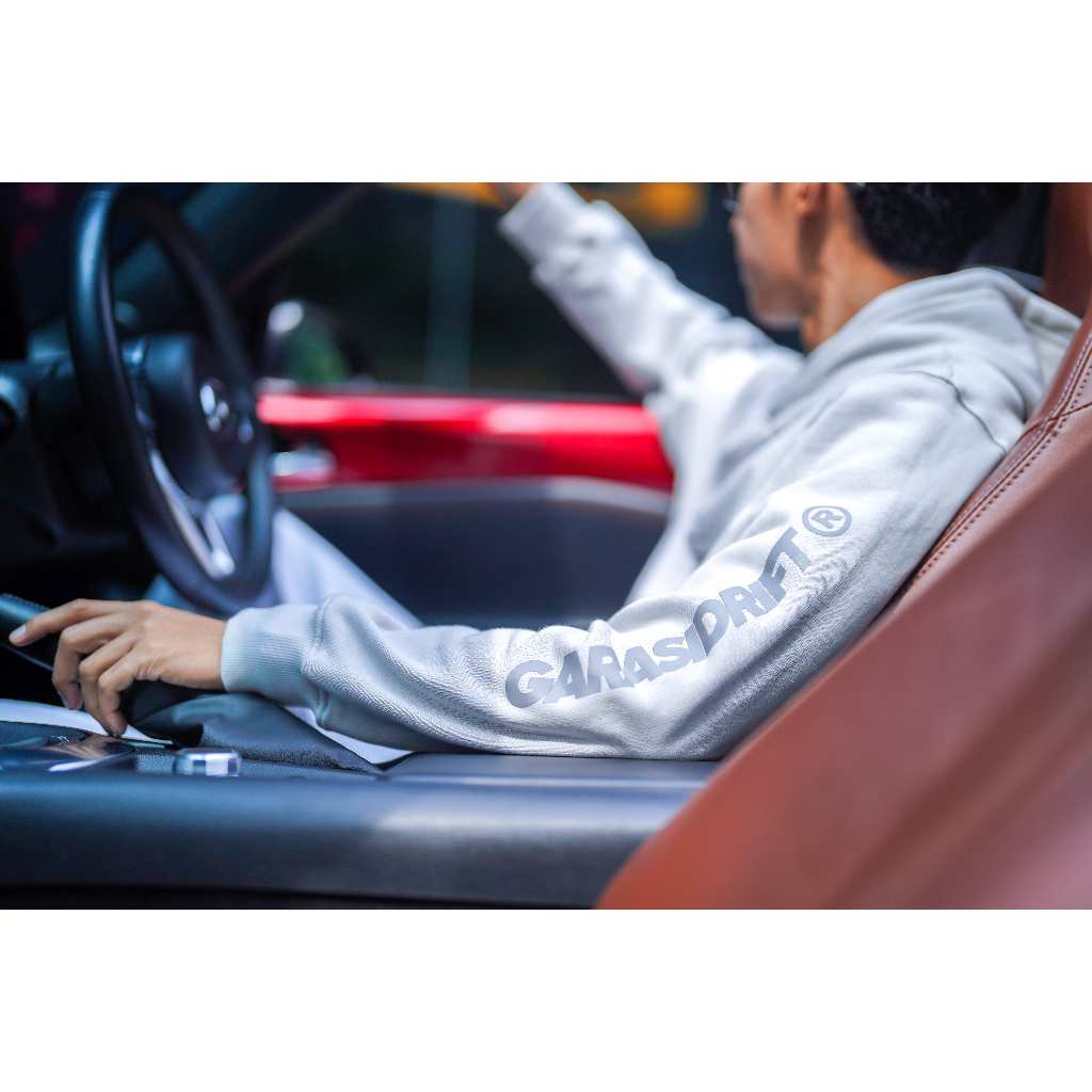 Mazda Curated x Garasi Drift Hoodie - Abu-abu