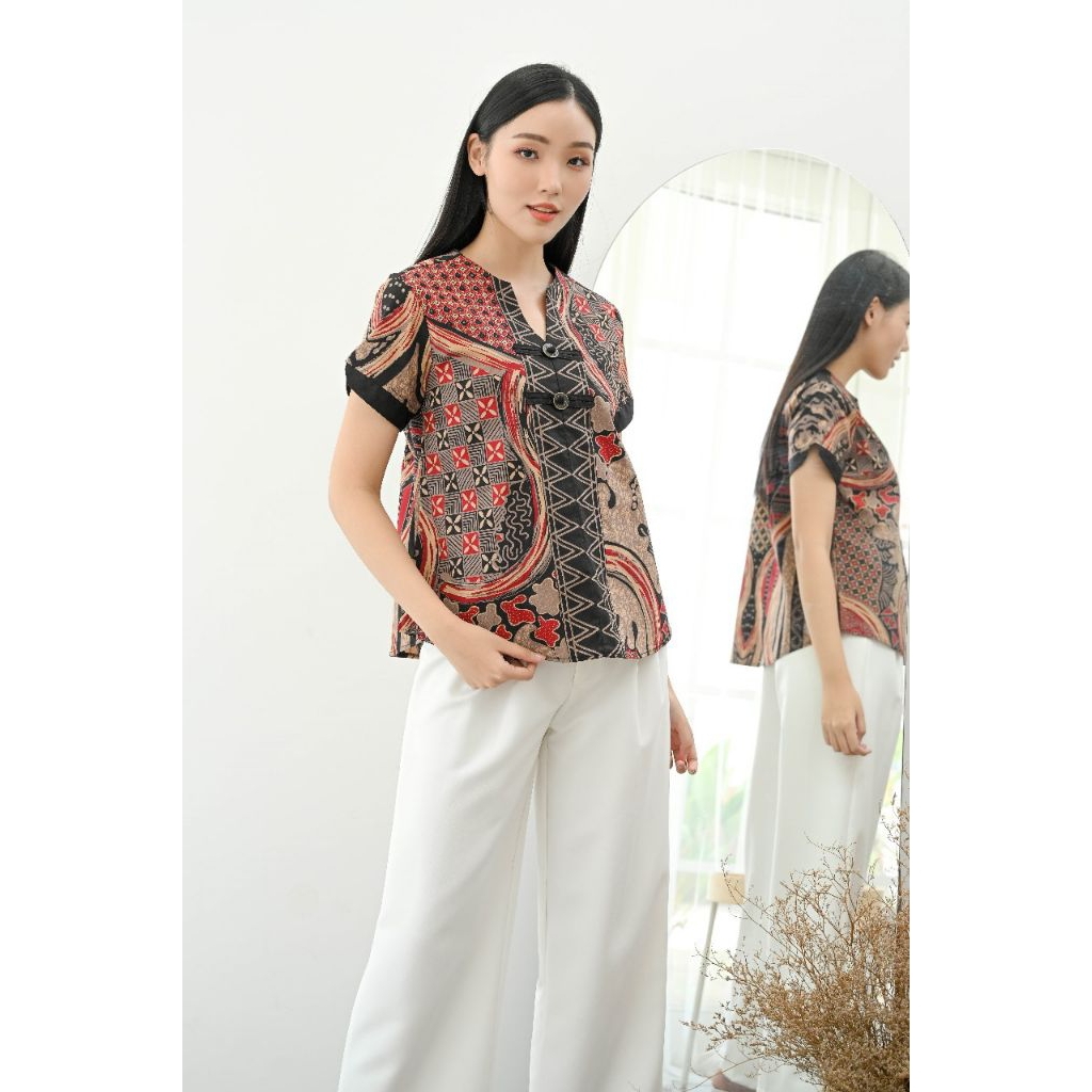 Atasan Batik Kanaya