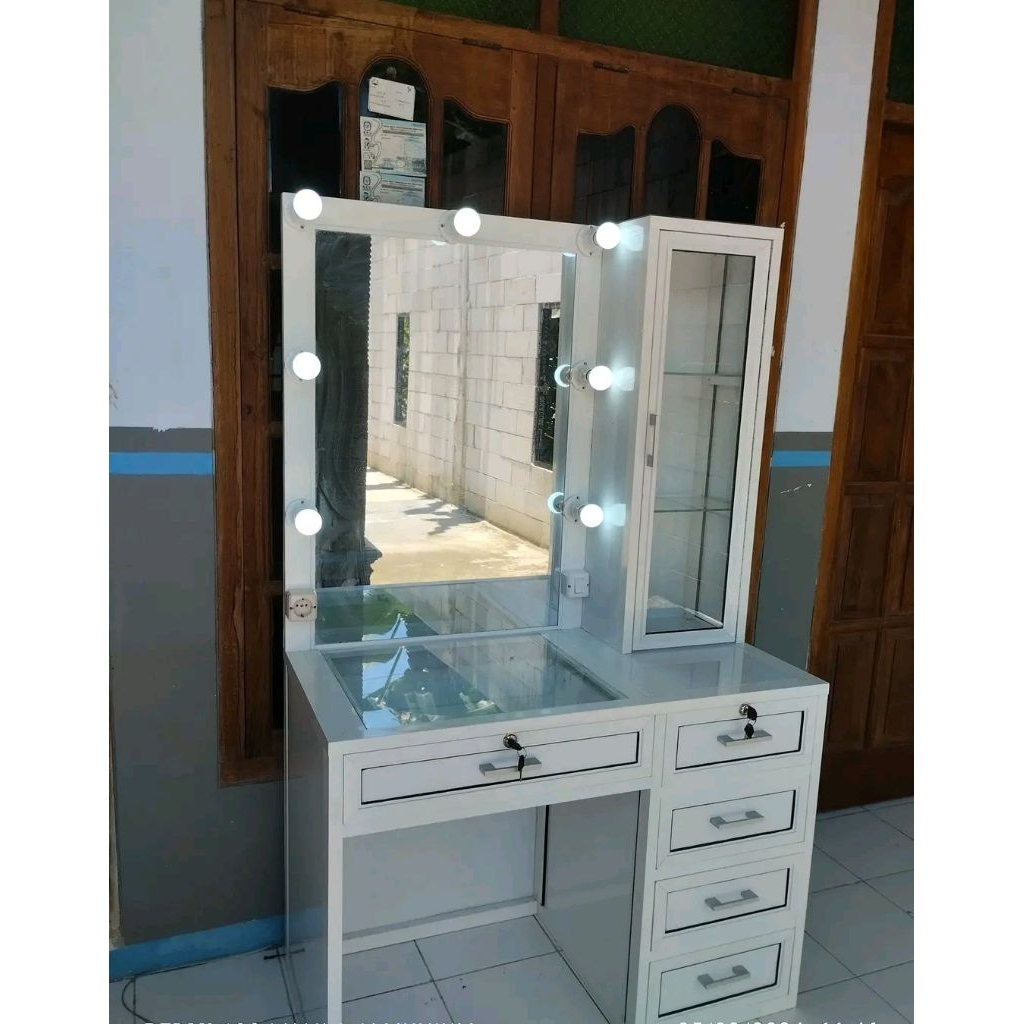 meja rias bahan aluminium