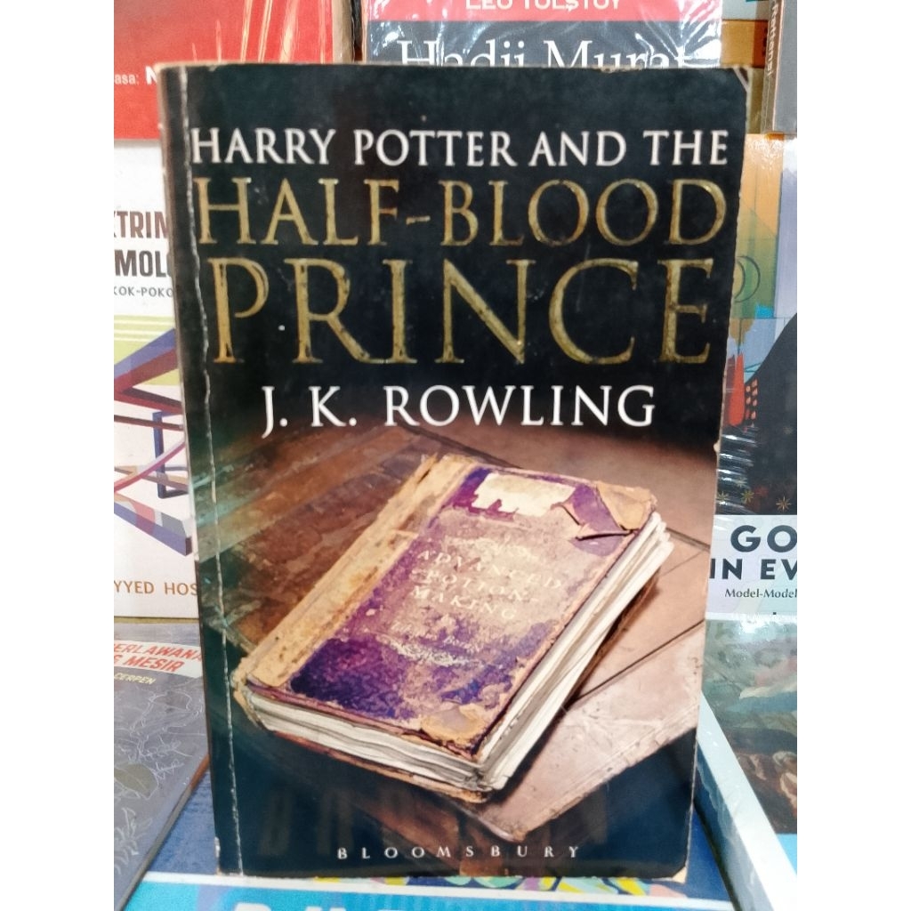 Novel Inggris Bekas  HARRY POTTER- Half Blood Prince