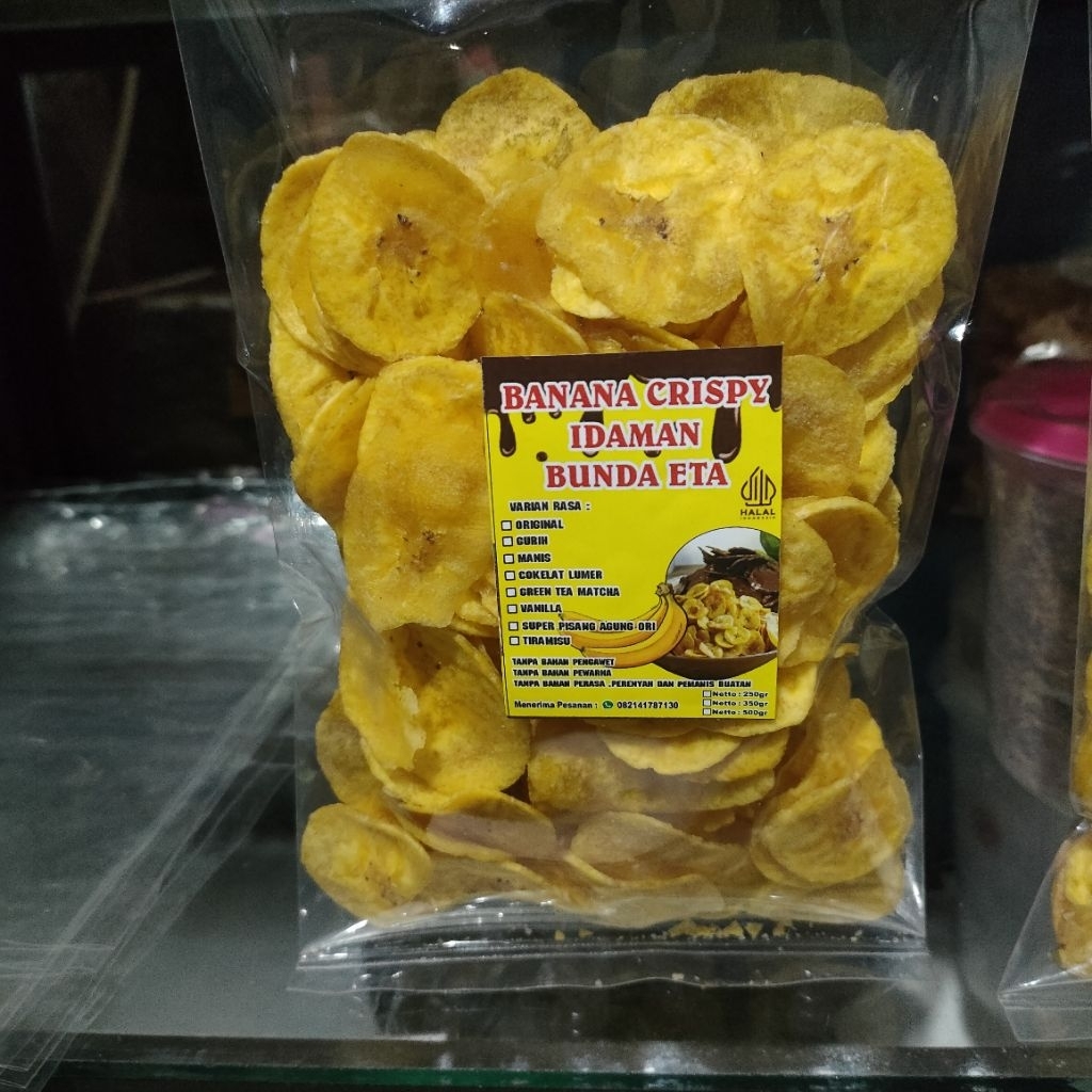 

TANPA PENGAWET DAN PEWARNA KRIPIK KERIPIK PISANG coklat MANIS,ORIGINAL, DAN GURIH