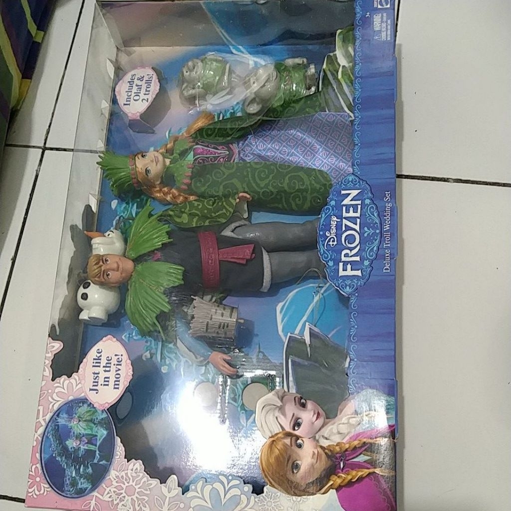 Barbie Frozen Deluxe Troll Wedding set Mattel