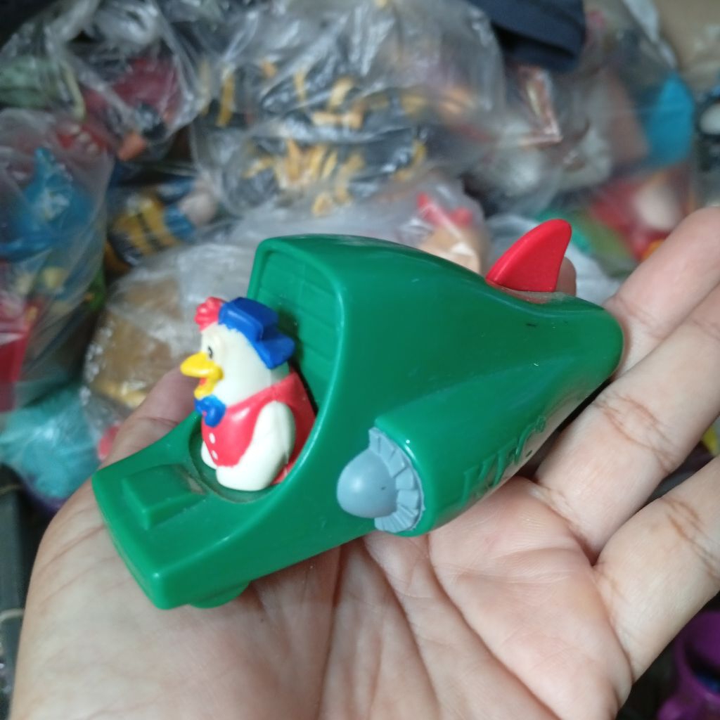 chaki meal kfc toys chaki Submarine