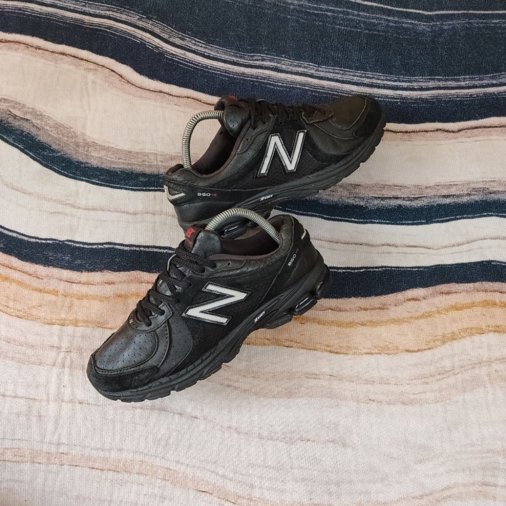 New Balance 860V2 x Thisisneverthat