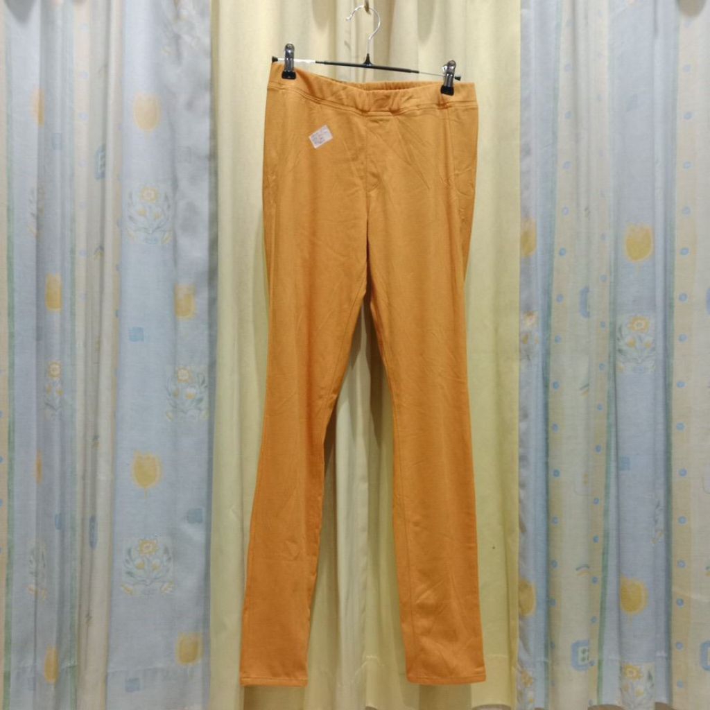 Celana Uniqlo Second