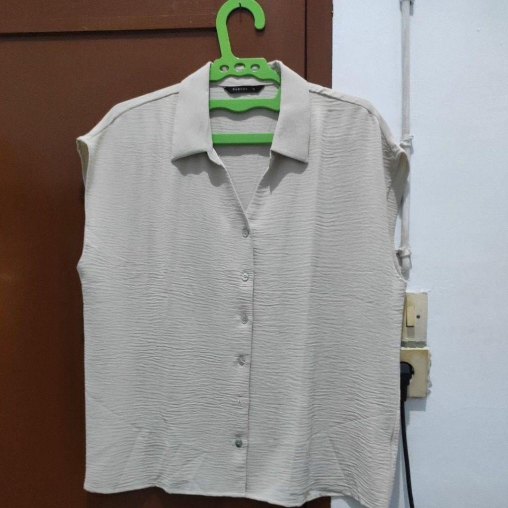 Padini Kemeja Cream Putih Baru