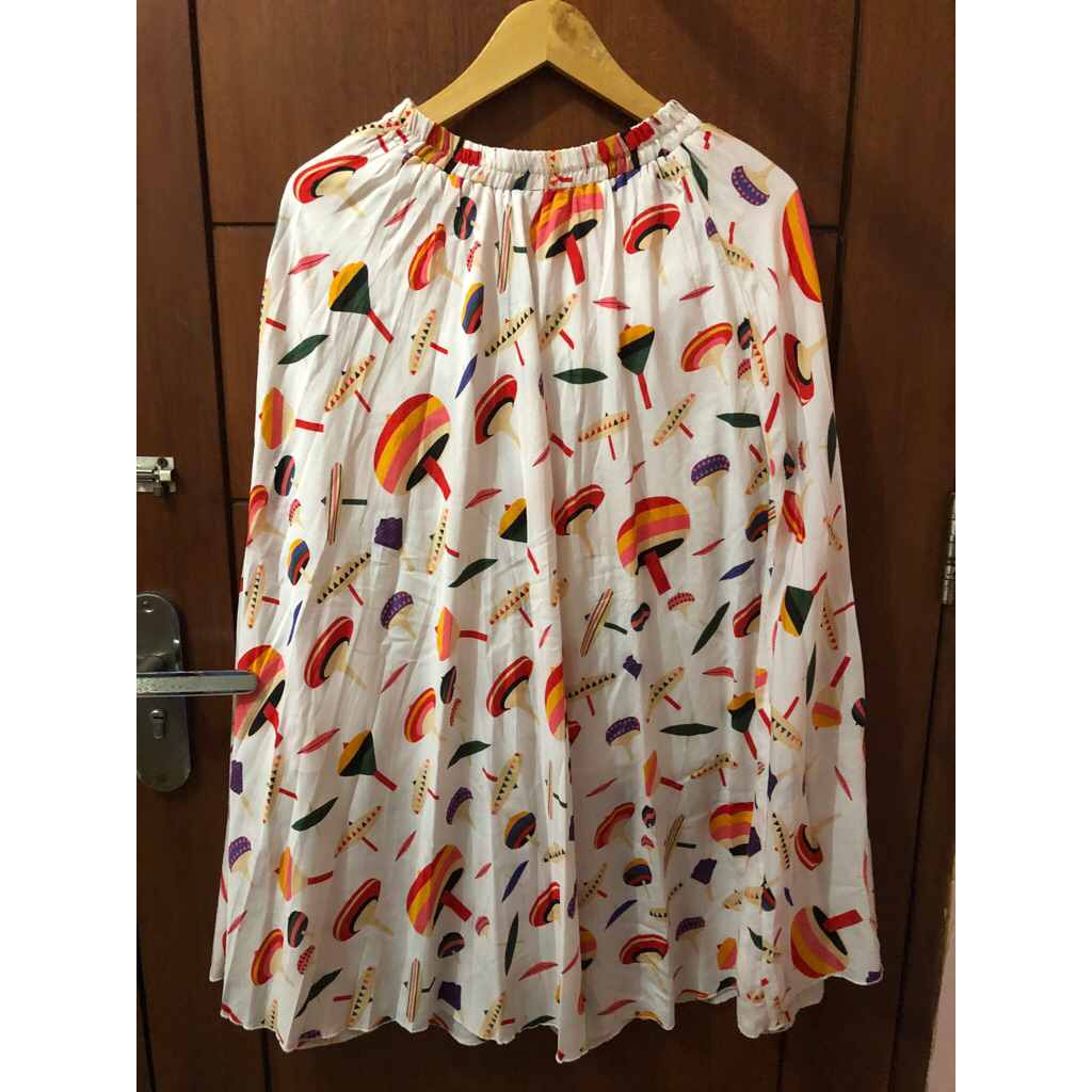 preloved rok panjang wanita putih motif gasing