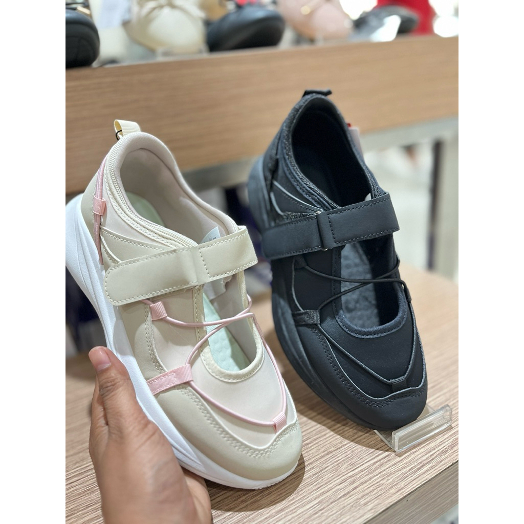 Value Pack Sepatu Wanita Bertali Hitam Putih By Nevada Mataharii Store