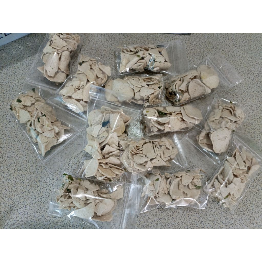 

BASRENG STIK ORIGINAL DAUN JERUK | PEDAS DAUN JERUK ISI 50 GRAM | JAJANAN MURAH