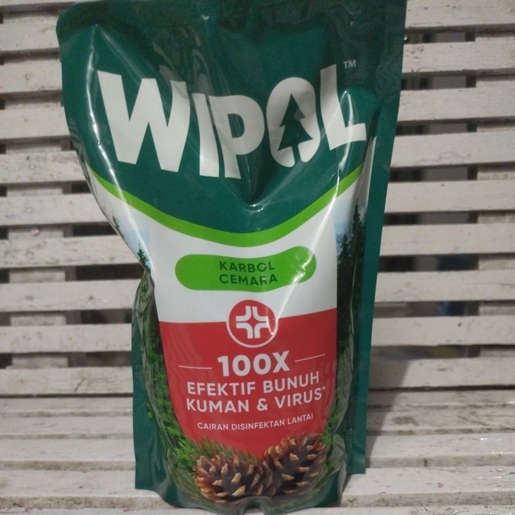 Wipol pembersih lantai 750 ml / pembersih lantai wipol 750ml / Wipol cemara 750ml / karbol wipol