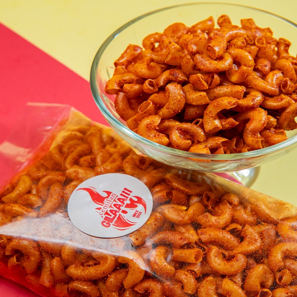 

1 kg makaroni cikruh pedas gurih cemilan gila