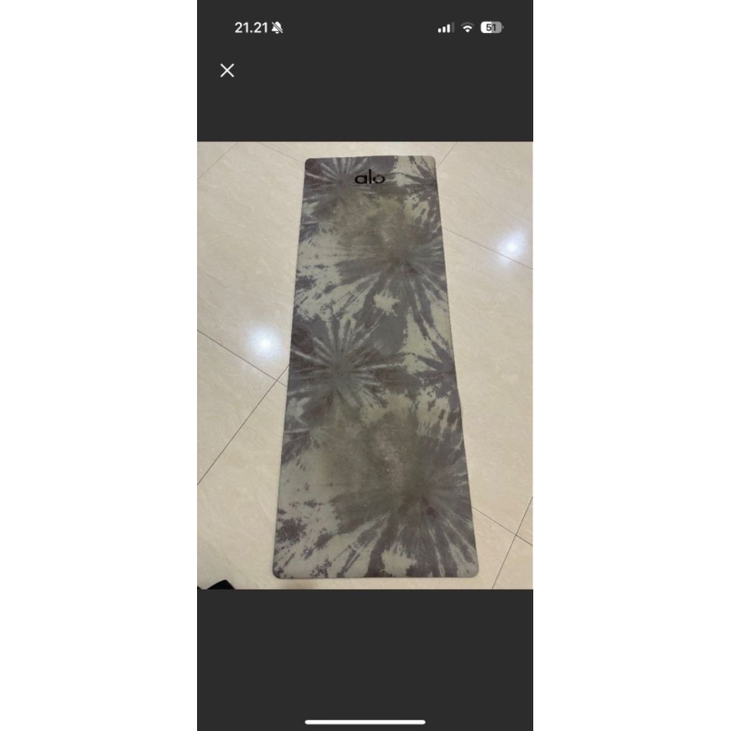 preloved alo yoga mat