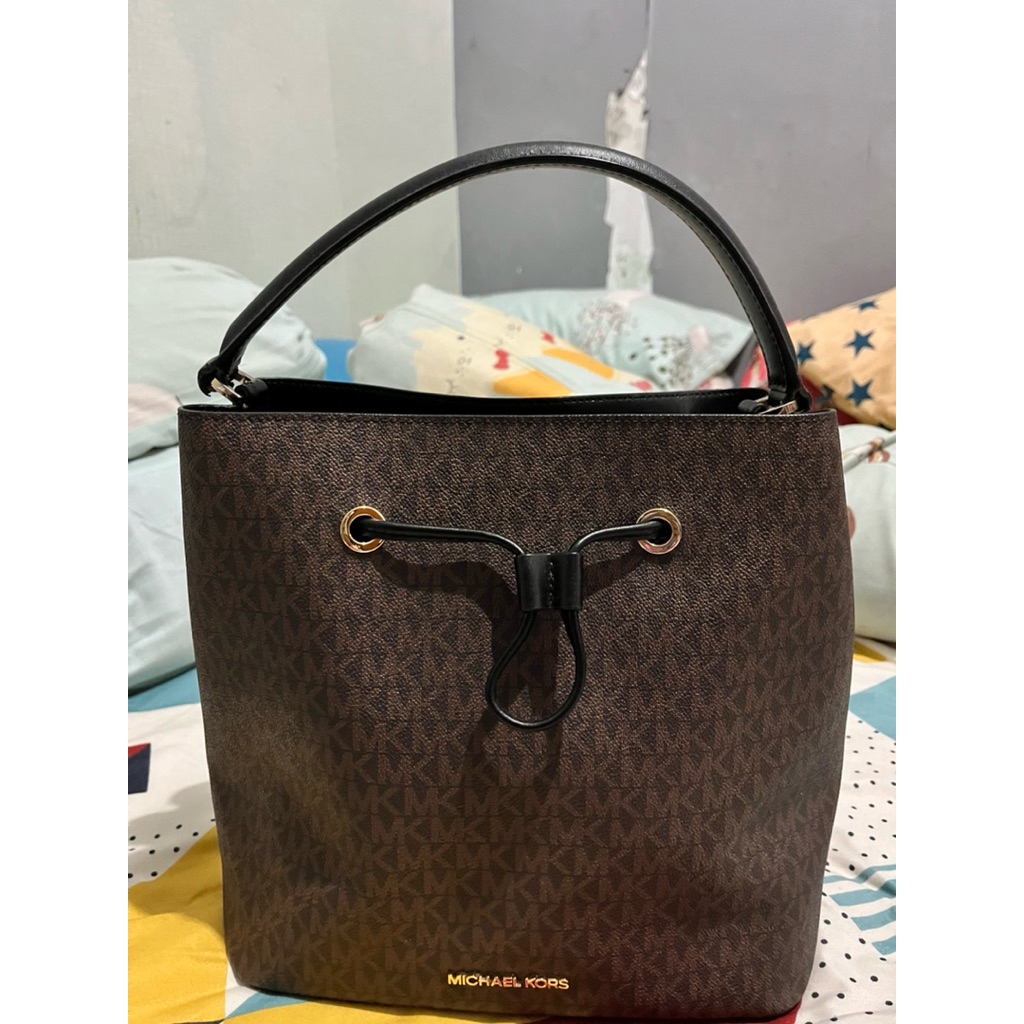 MK bucket bag Original