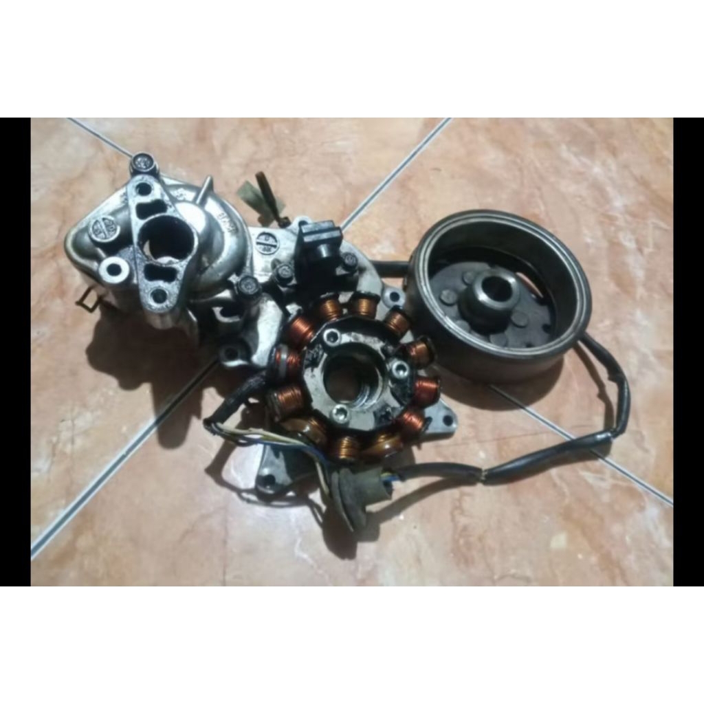spul magned magnet sepul + water pump set Vario 110cc karburator kvb barang masih bagus ORI bawaan c