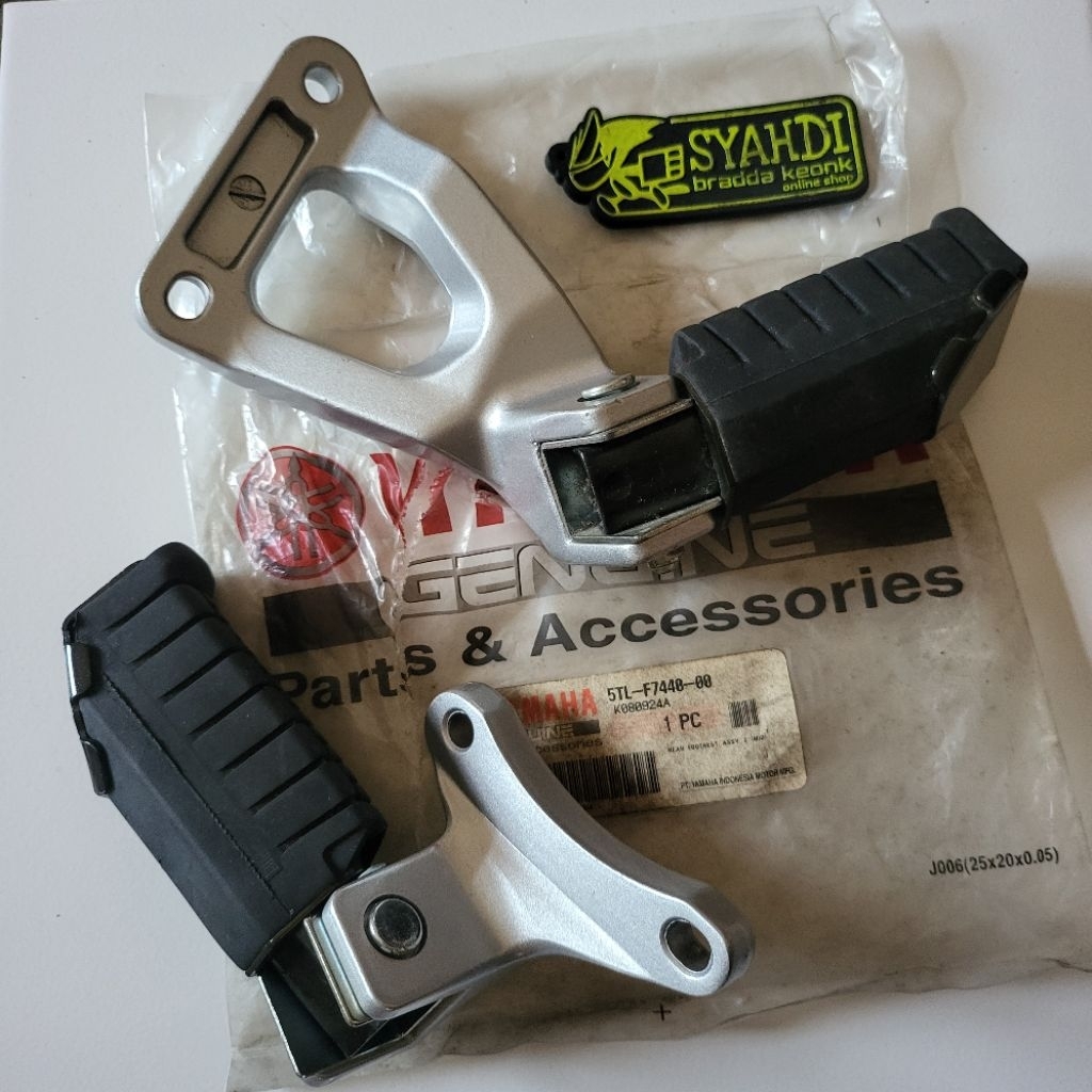 STEP FOOTSTEP BELAKANG MIO SPORTY ORIGINAL YAMAHA