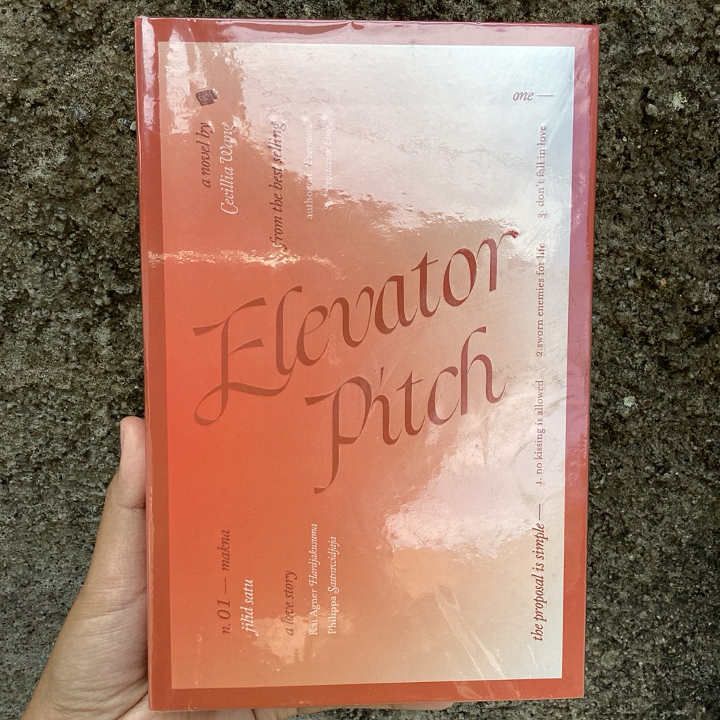 [Hard Cover] Preloved Novel Elevator Pitch - Cecillia Wang