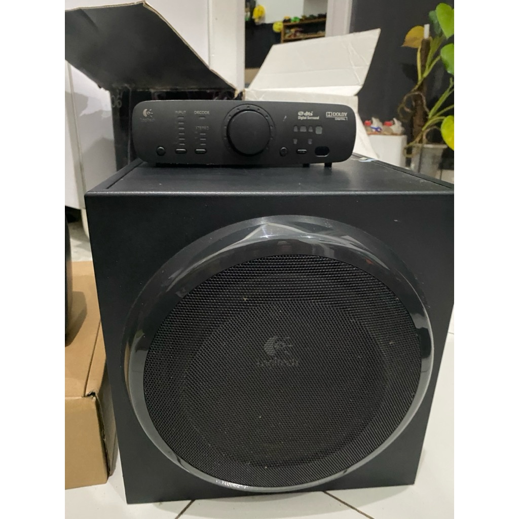Speaker second logitech z906 THX certified