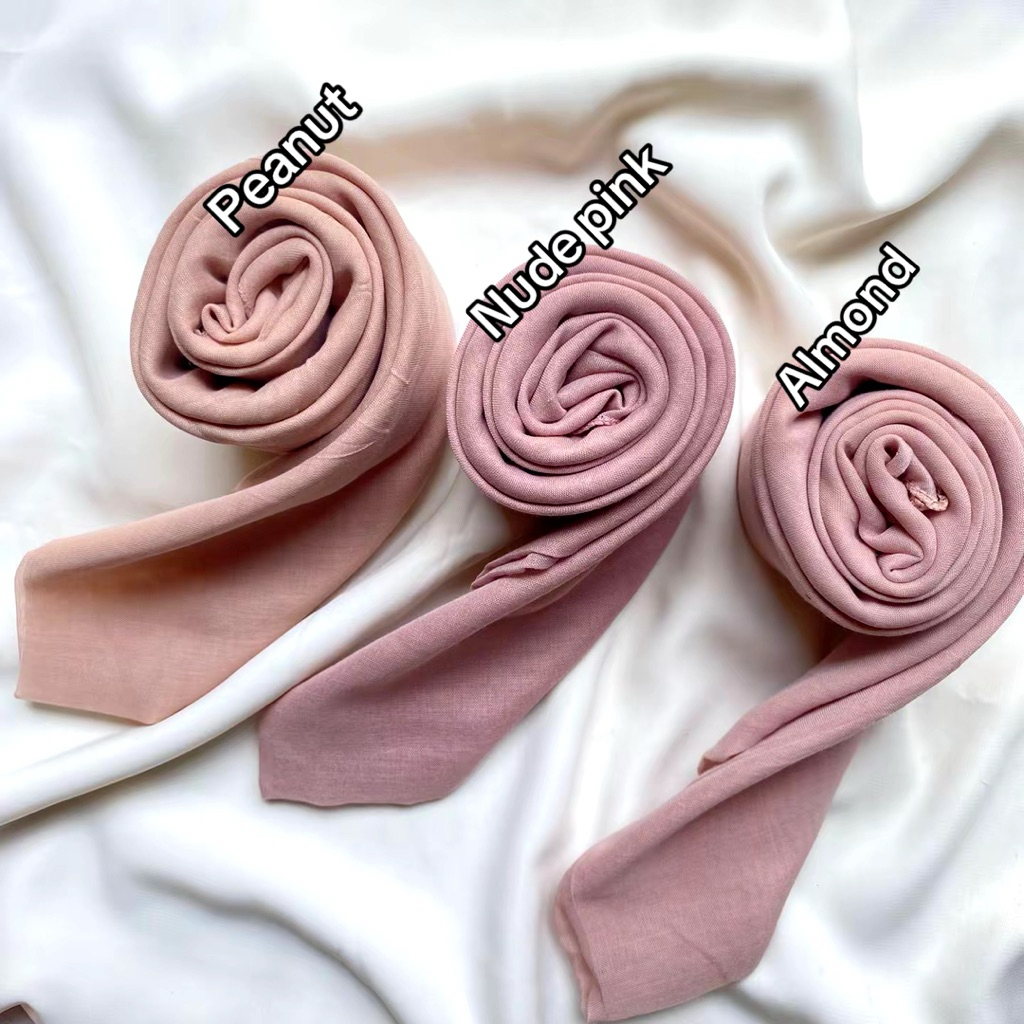 Paris jadul varisha/hijab paris/paris varisha