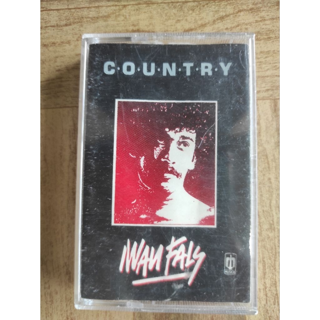 kaset pita IWAN FALS "country"