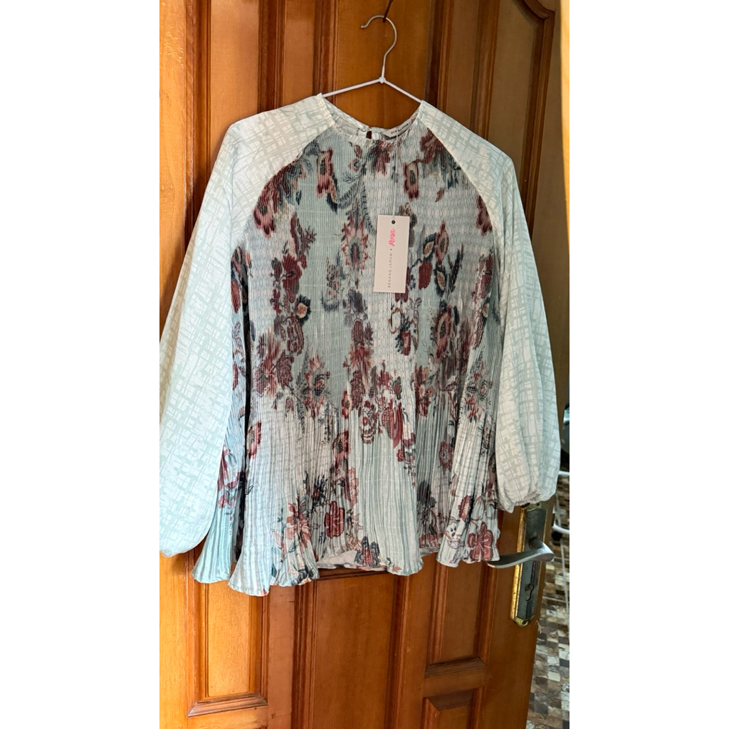 BENANG JARUM X RAISA