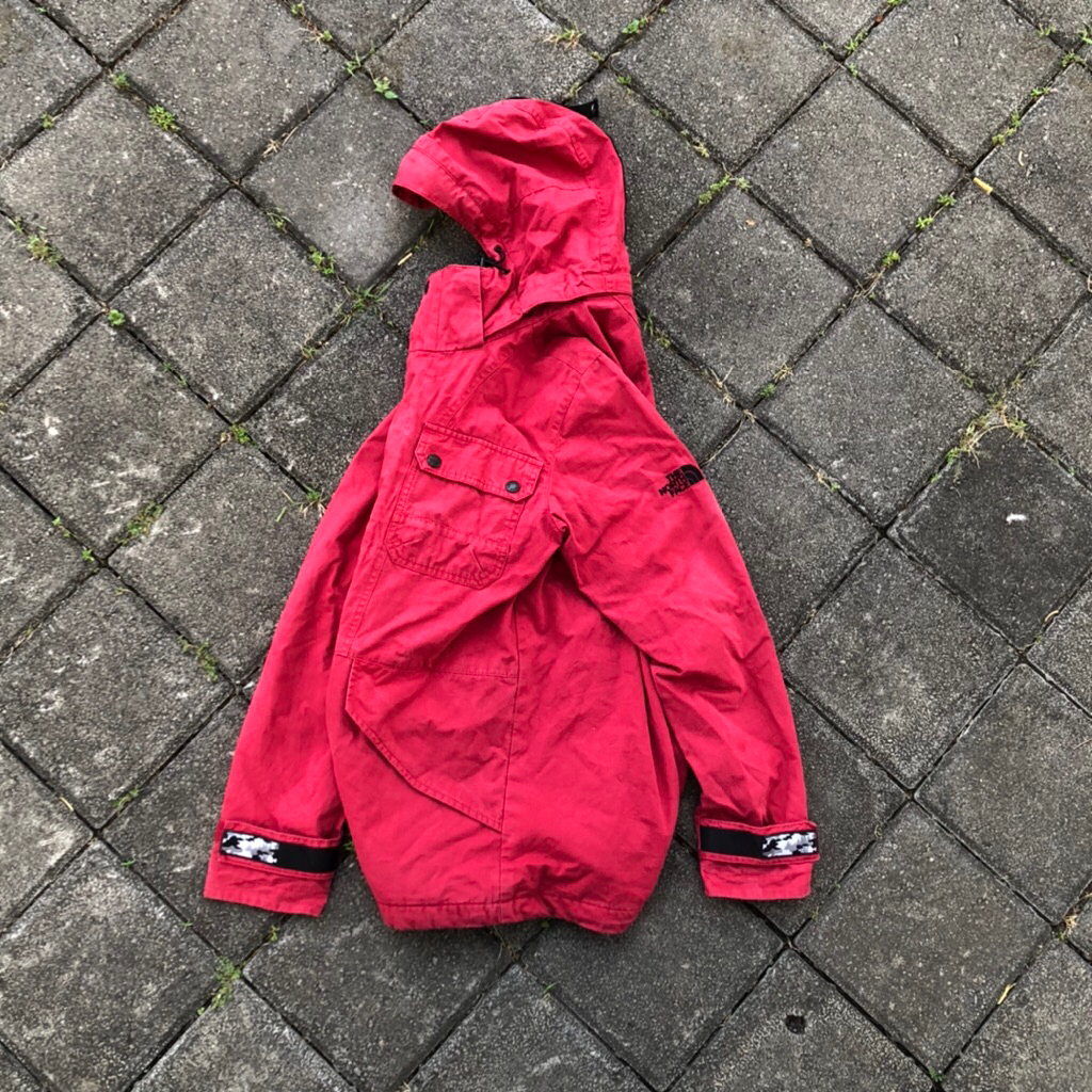 outdoor parka telolet gorpcore second bekas not arcteryx