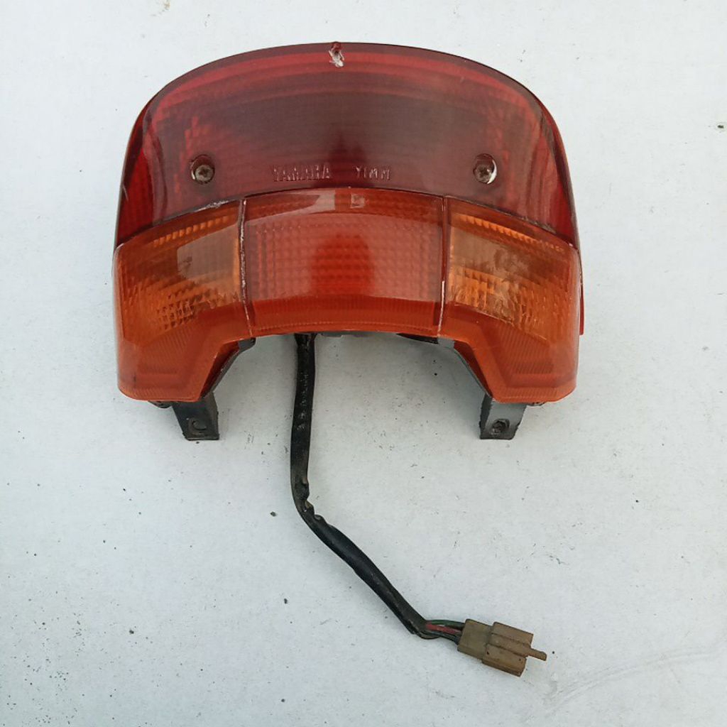 stoplamp lampu belakang YAMAHA F1ZR F1 ZR original