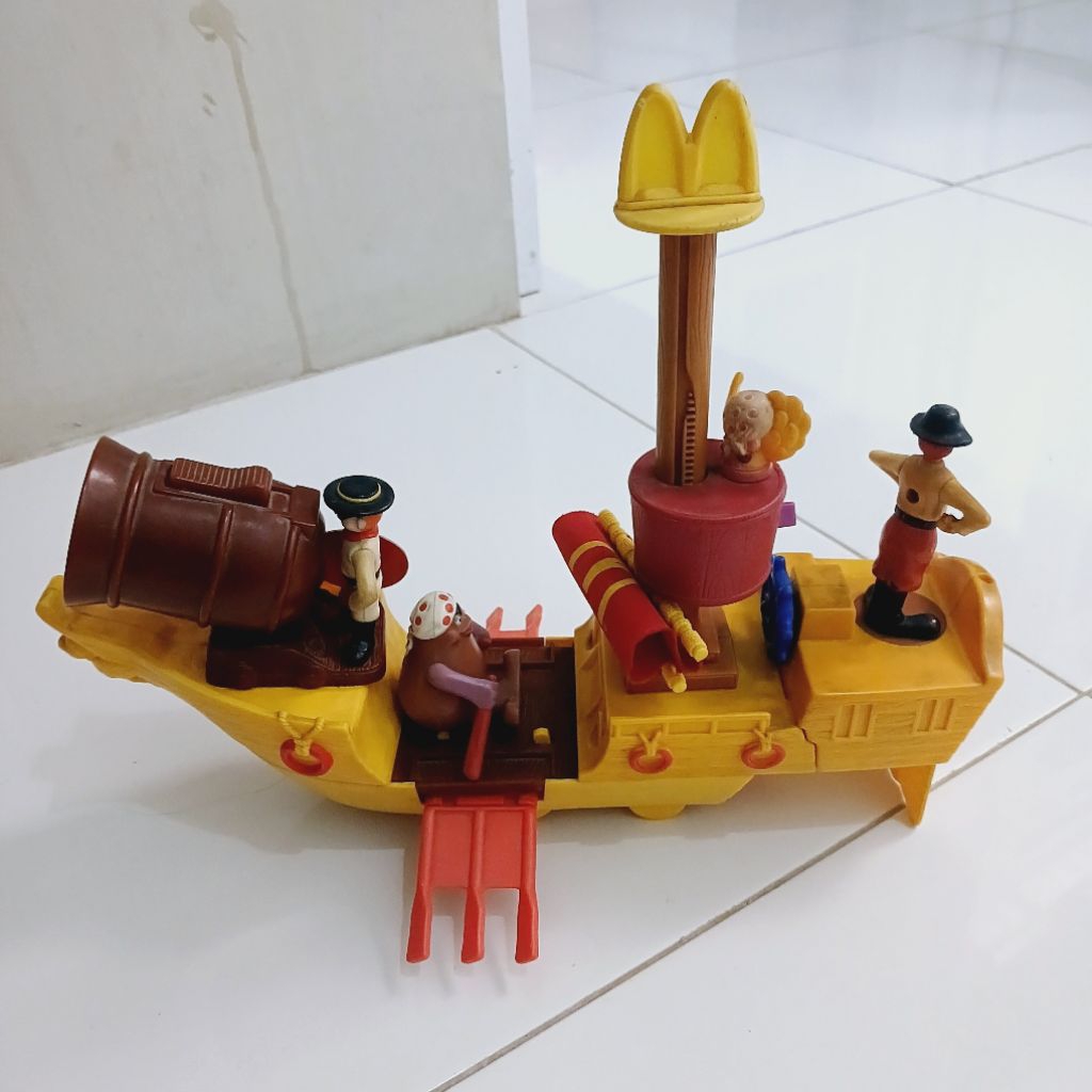 Happy Meal Mcdonald MCBoat