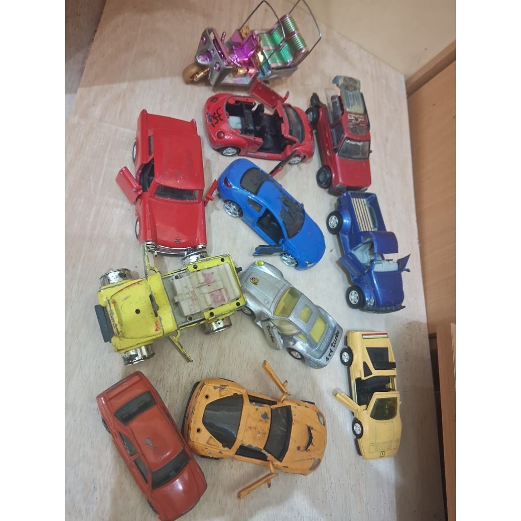 Mainan Mobil Loose Junk Skala 1/43 Merk Campur Satuan Bahan custom