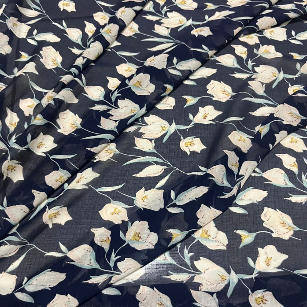 Kain ceruty  motif bunga kecil / kain seruti bahan kebaya /bahan gamis