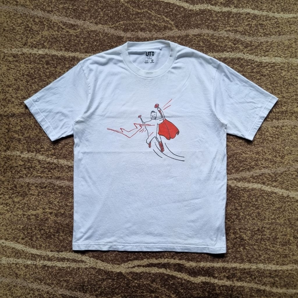 Kaos Uniqlo x JMB x DC Comic