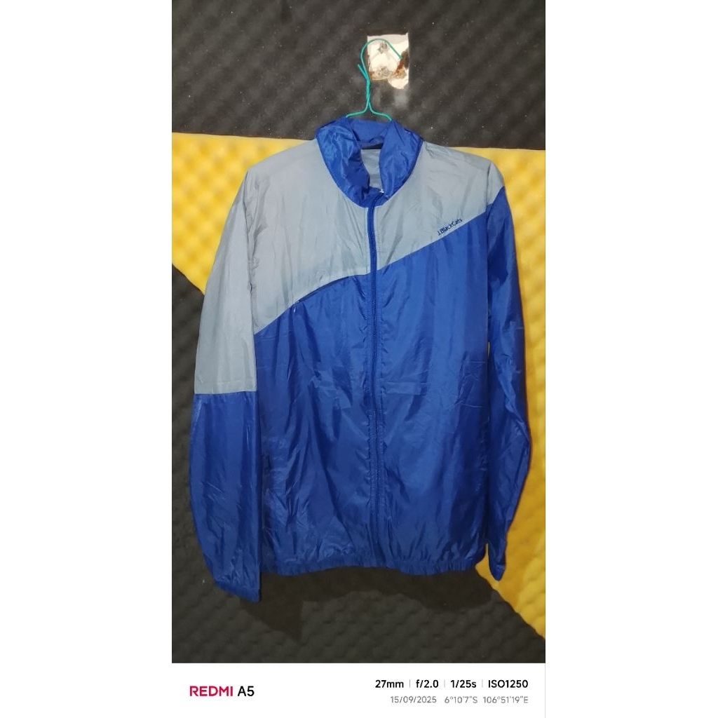 JAKET TIPIS OUTDOOR BLACKCAT/OUTDOOR JAKET TIPIS