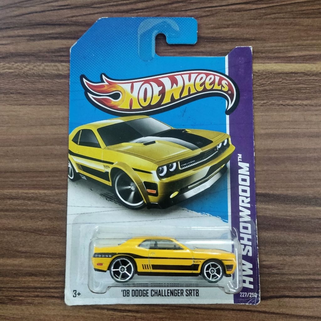 Hotwheels Dodge Challenger SRT8