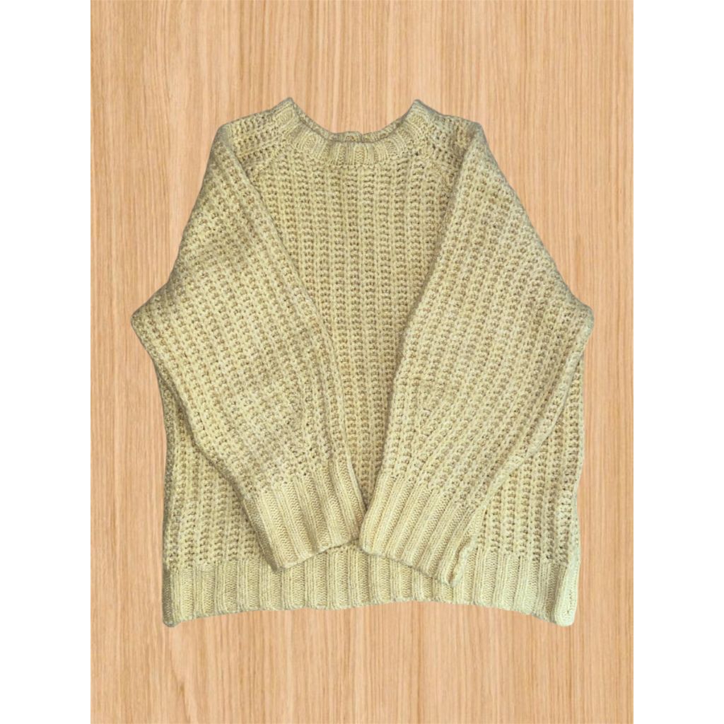 BAJU BEKAS SECOND SWEATER RAJUT OVERSIZE