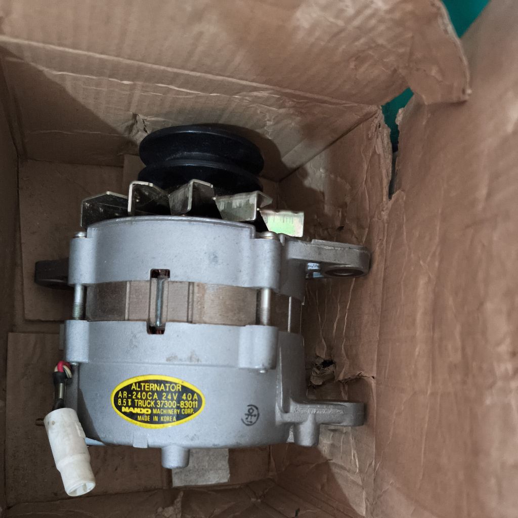 ALTERNATOR/DINAMO CAS MOBIL OLD FUSO 24V