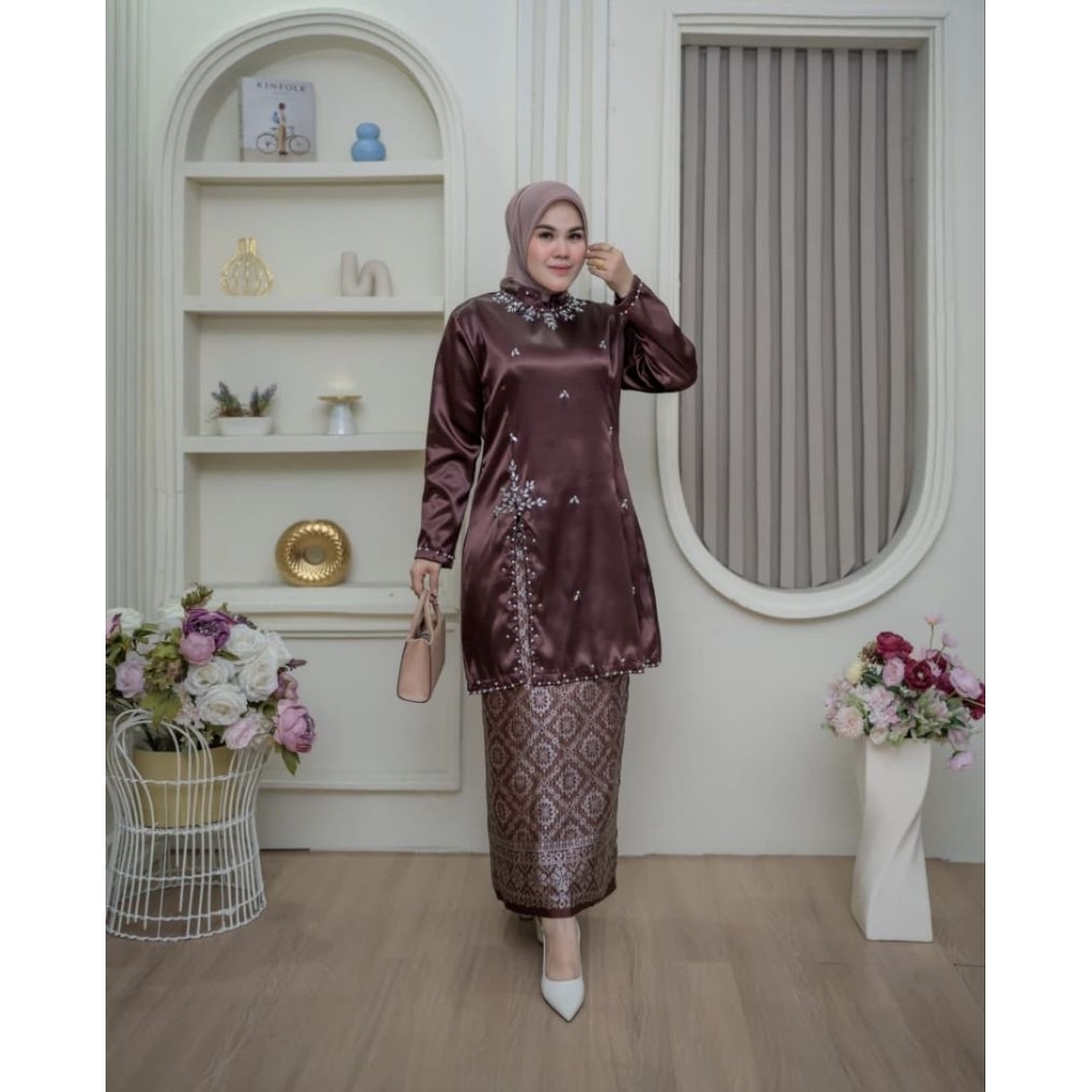 Setelan kebaya kurung Melayu Malaysia // baju kurung Payet // kebaya kurung / baju kurung /kebaya ku