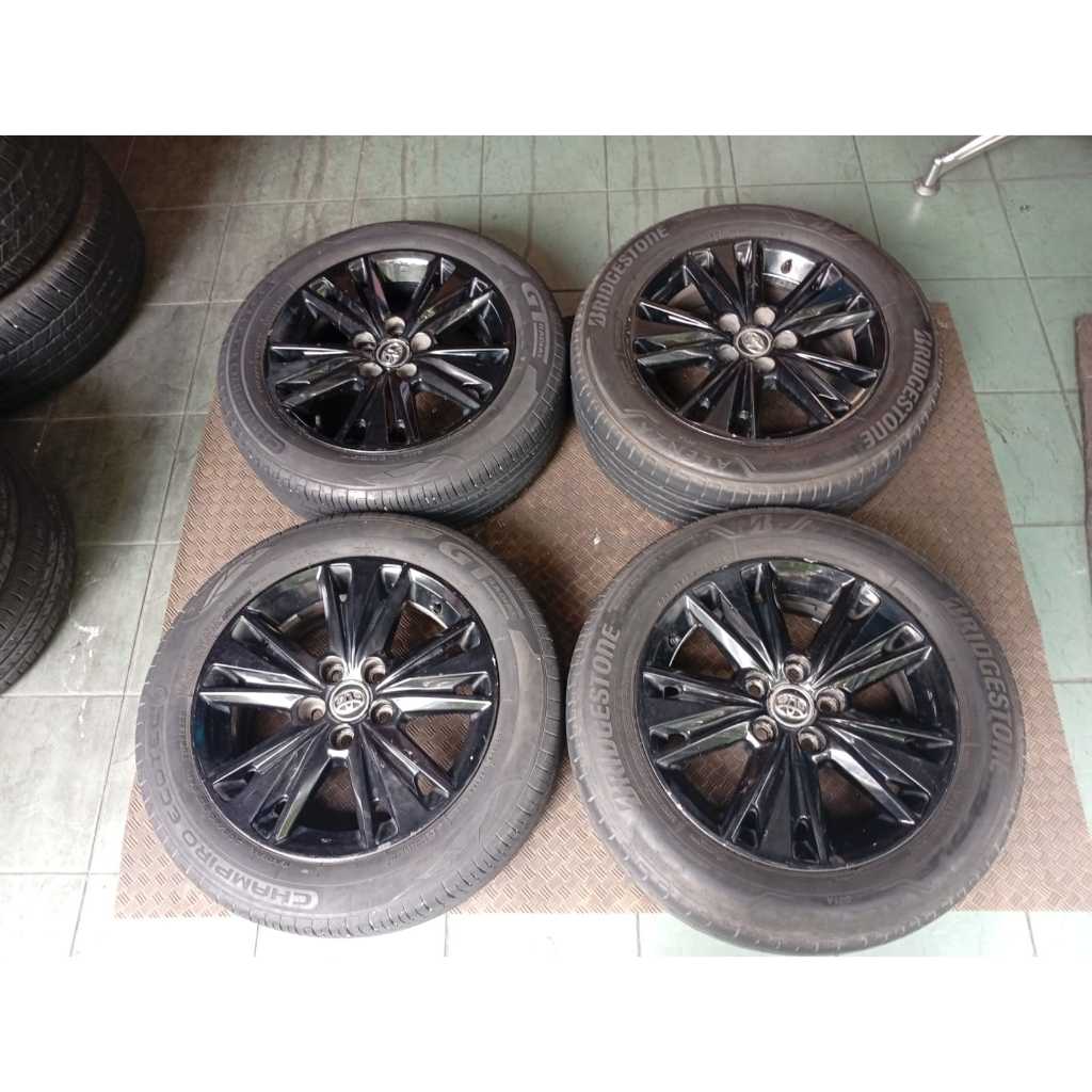 Velg Original Innova Venturer R17 + Ban