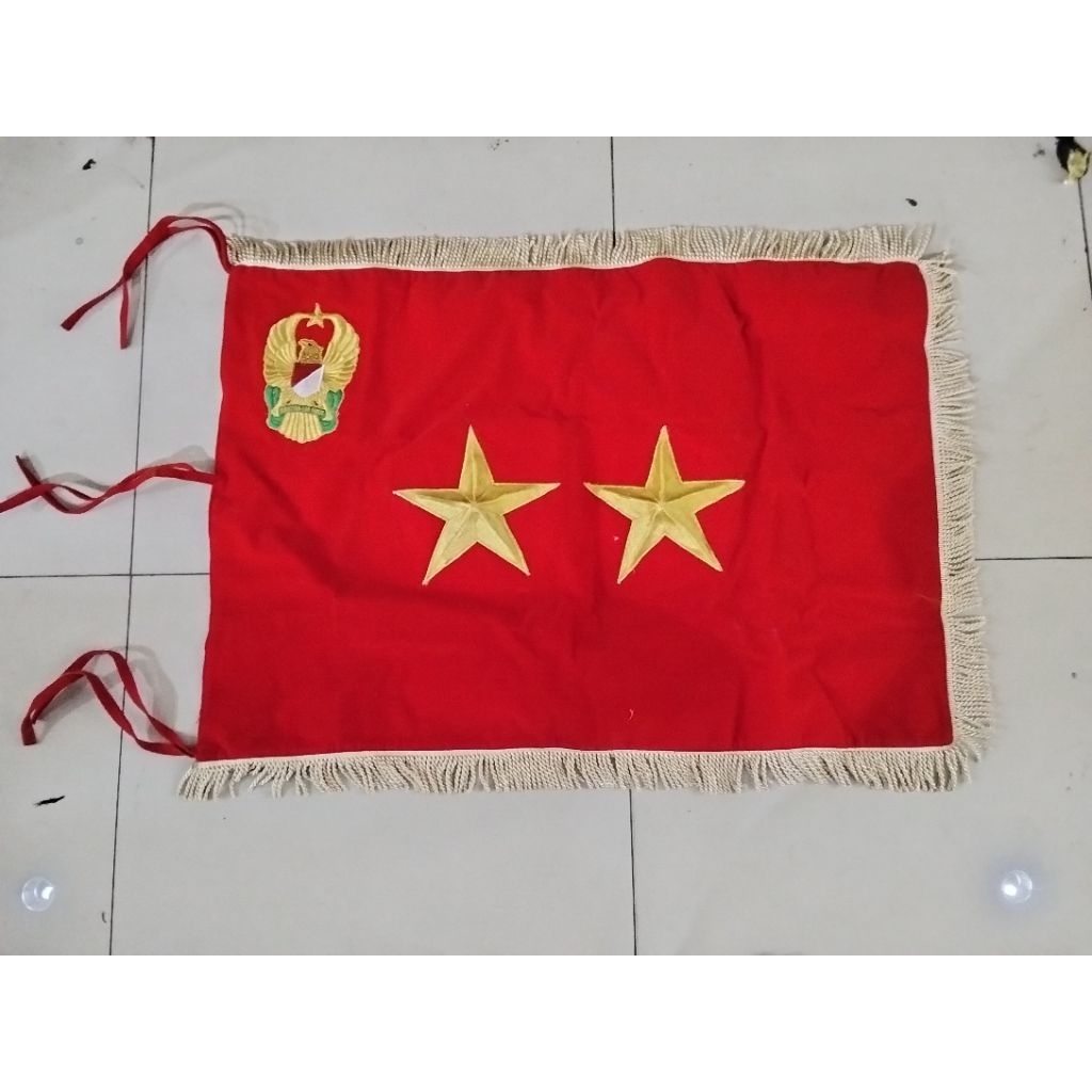 BENDERA PATAKA RAPATI TNI AD BINTANG 2