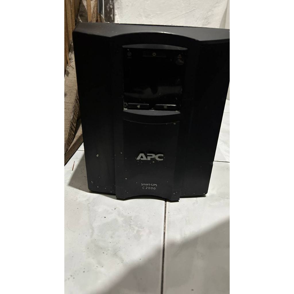 APC Smart-UPS C2000 2000VA / 1300W – Second