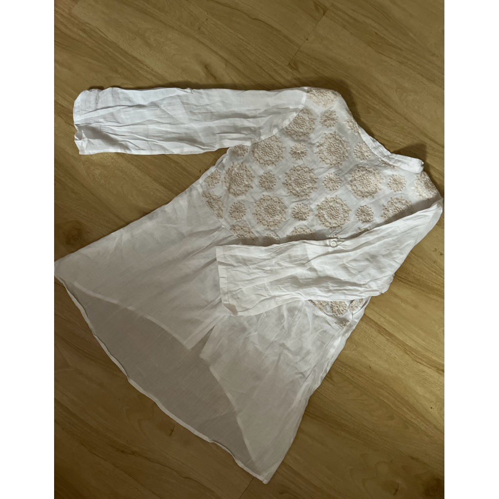 [Preloved] Kemeja putih kain katun bordir