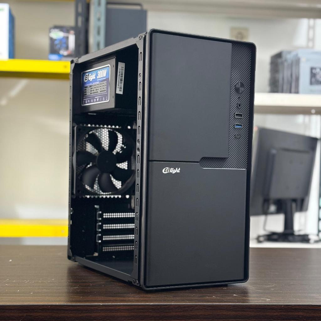 PC Gaming AMD Ryzen 5 8600G - 32GB DDR5 - NVME 512GB