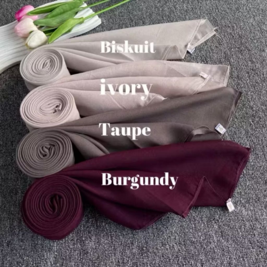 Hijab Varisha Azara RedRose Paris Jadul jilbab polos Jahit Neci 2 Sisi Bahan Lembut Dan Nyaman Hitam